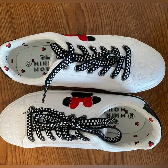 Disney White Sneakers with Red and Black Accents - Picture 3 of 6